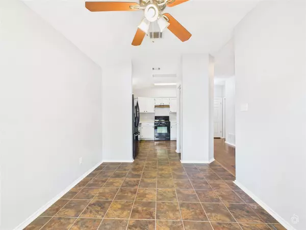 2606 Hutton LN, Leander, TX 78641