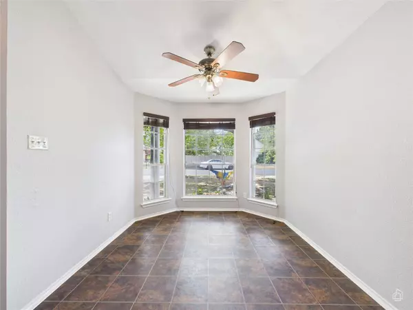 2606 Hutton LN, Leander, TX 78641