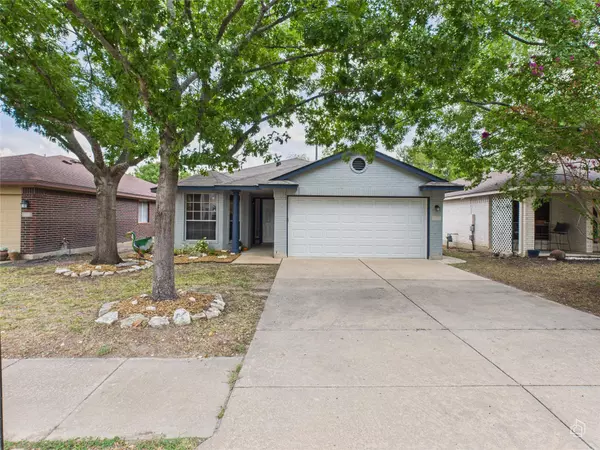 2606 Hutton LN, Leander, TX 78641