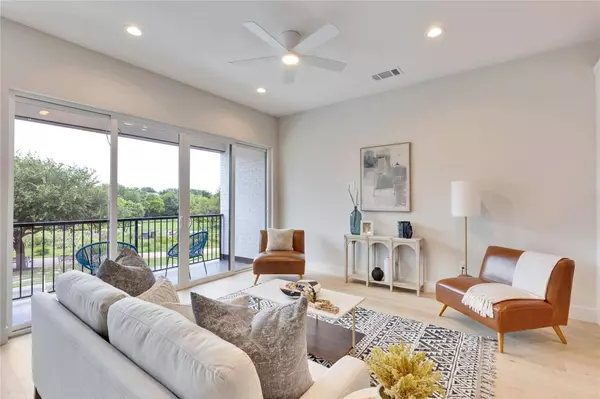 1937 E 38th 1/2 ST #A, Austin, TX 78723