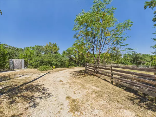 451 High Gabriel E, Leander, TX 78641