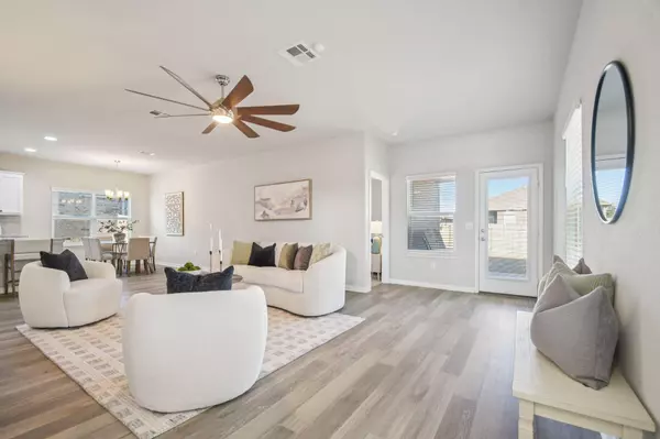 1801 Fairhaven GTWY, Georgetown, TX 78626