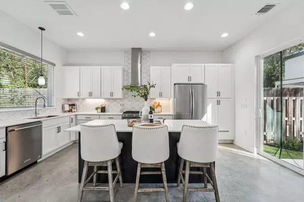 739 Gunter ST #1, Austin, TX 78702