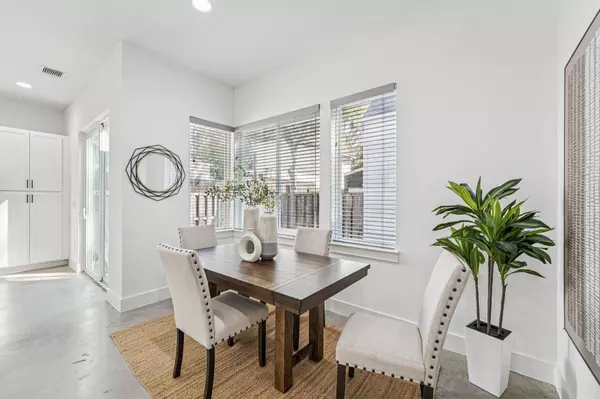 739 Gunter ST #1, Austin, TX 78702