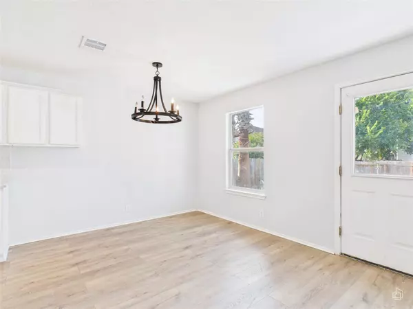 6733 Sabrina DR, Austin, TX 78747