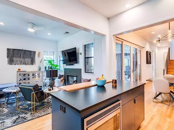 1502 Barton Hills DR #B, Austin, TX 78704