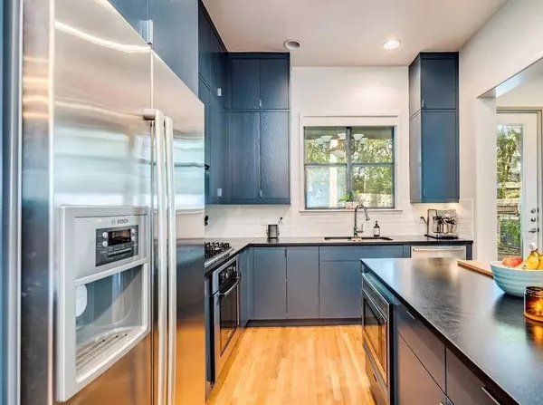 1502 Barton Hills DR #B, Austin, TX 78704