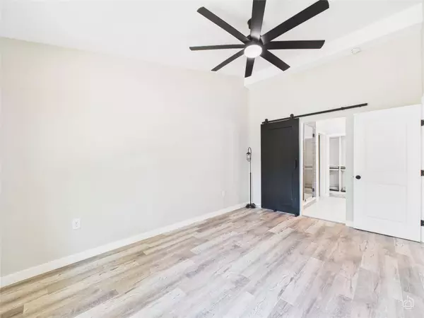 8810 Slayton DR, Austin, TX 78753