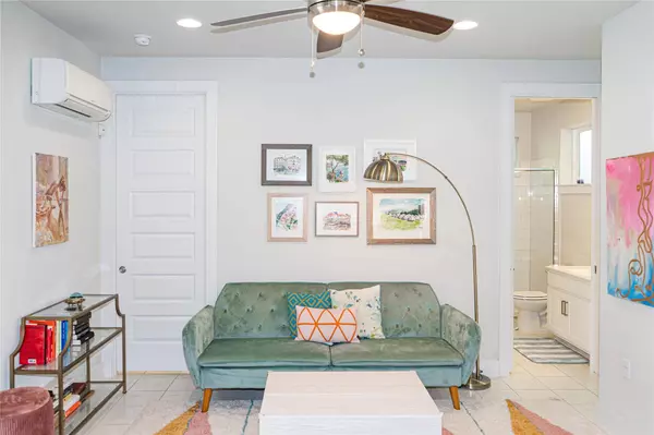 2714 E 3rd ST #2, Austin, TX 78702