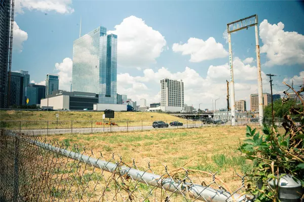 900 & 806 Willow ST, Austin, TX 78702