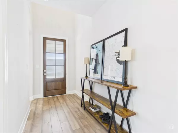 378 Moonlit Stream PASS, Dripping Springs, TX 78620