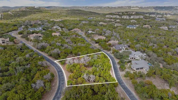 17609 Regatta View DR, Jonestown, TX 78645