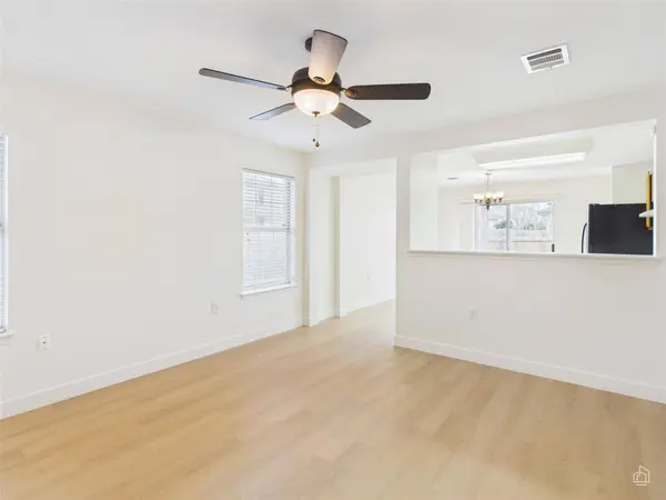 6824 Walkup LN, Austin, TX 78747