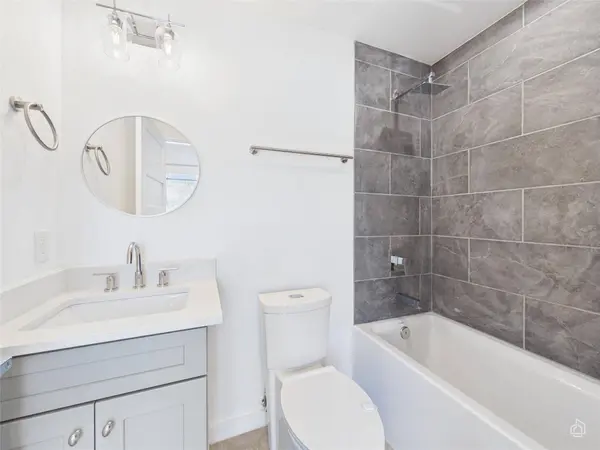 5912 Harold CT #104, Austin, TX 78721