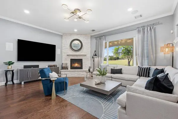 1848 Harvest Dance DR, Leander, TX 78641