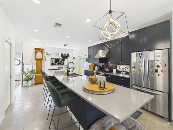 2503 S 6th ST #A, Austin, TX 78704