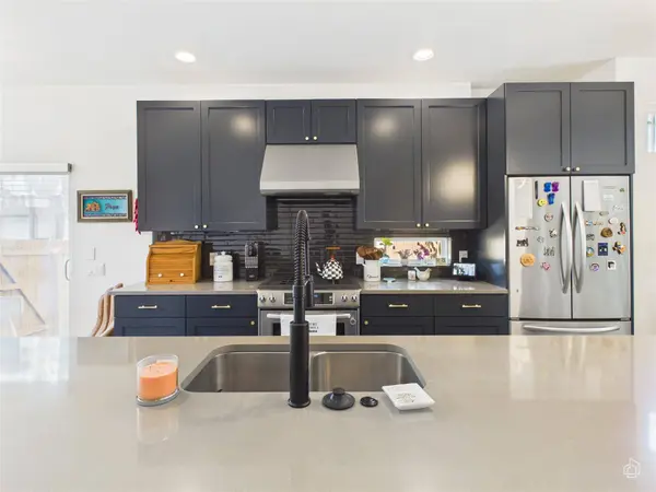 2503 S 6th ST #A, Austin, TX 78704