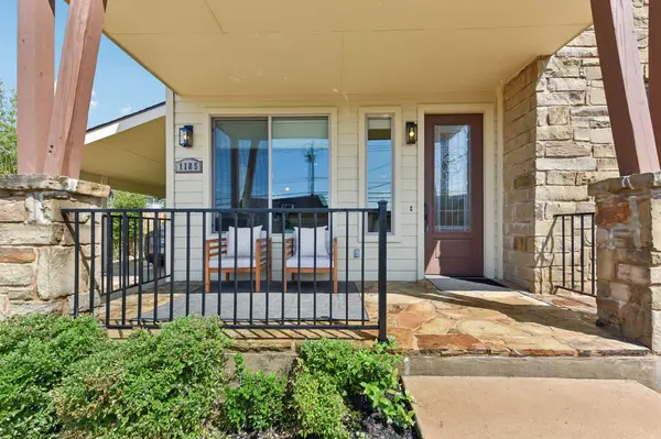 1185 Springdale Rd, Austin, TX 78721-1943