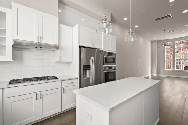 1308 Tinnin Ford RD #14, Austin, TX 78741