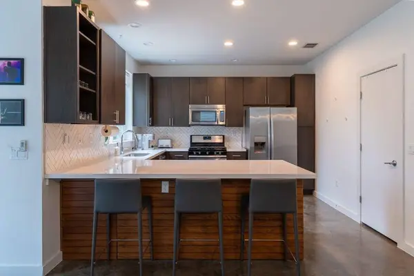 3001 Del Curto RD #34, Austin, TX 78704