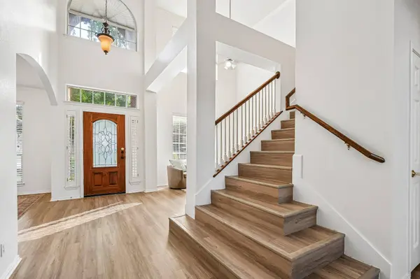 4002 Lord Byron CIR, Round Rock, TX 78664