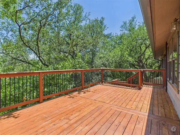 6401 Cascada DR, Austin, TX 78750