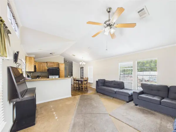 200 N Mustang Ave, Cedar Park, TX 78613