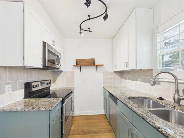 6211 Manor RD #107, Austin, TX 78723