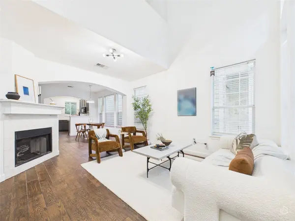 1819 Village Oak CT, Austin, TX 78704