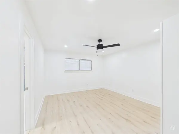 1208 Enfield RD #105, Austin, TX 78703