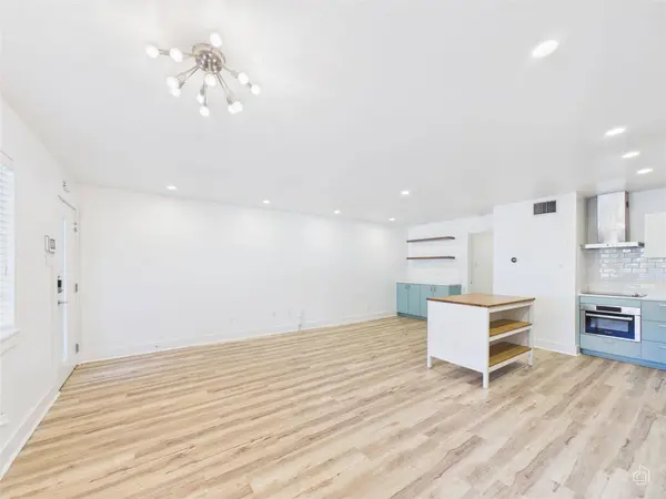1208 Enfield RD #105, Austin, TX 78703
