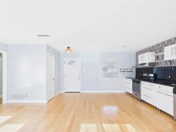 4907 Manchester CIR, Austin, TX 78745