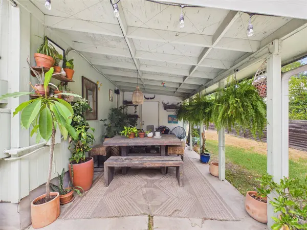 1006 Valdez ST, Austin, TX 78741