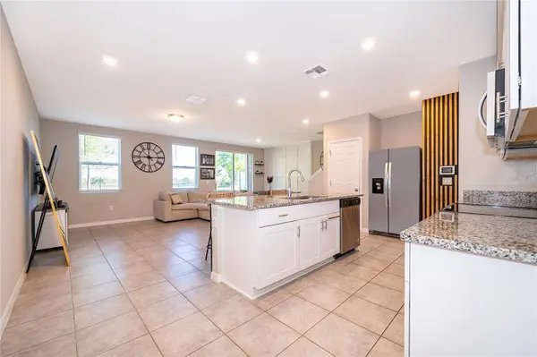 963 ROBIN HOLLY ST, Ocoee, FL 34761