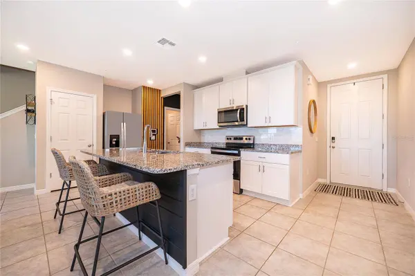 963 ROBIN HOLLY ST, Ocoee, FL 34761