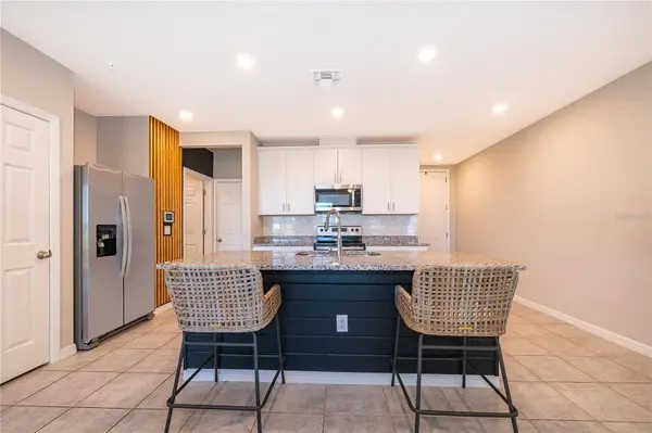 963 ROBIN HOLLY ST, Ocoee, FL 34761