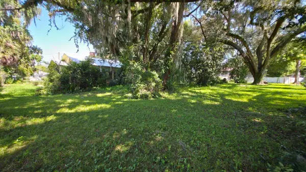 310 E NOBLE AVE, Bushnell, FL 33513