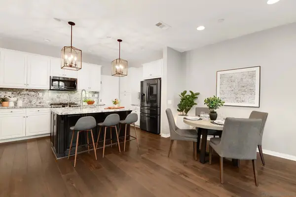 15947 Parkview Loop, San Diego, CA 92127