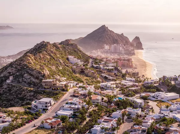 The Best Luxury Gated Communities in Los Cabos for Full-Time Living and Amenities