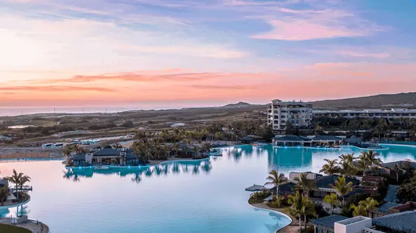 Hotel Investments in Los Cabos: Boosting Luxury Tourism and Sustainable Developmen