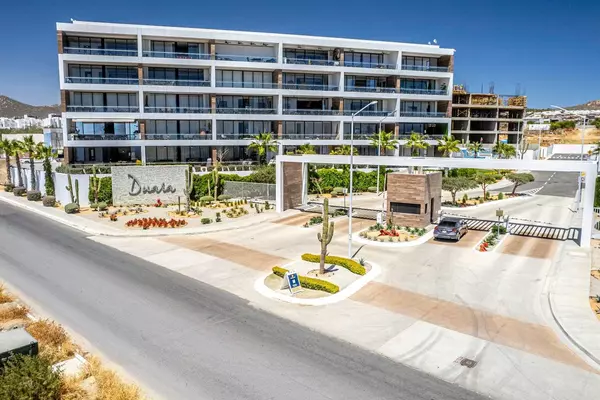 For Sale: Modern 3-Bedroom Condo with Arch & Bay Views in Cabo San Lucas