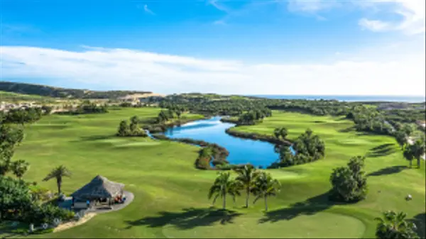 Why Los Cabos Remains One of Mexico’s Most Stable Luxury Real Estate Markets