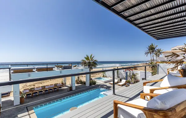 Luxury Living in Los Cabos: Exploring Prime Real Estate Opportunities