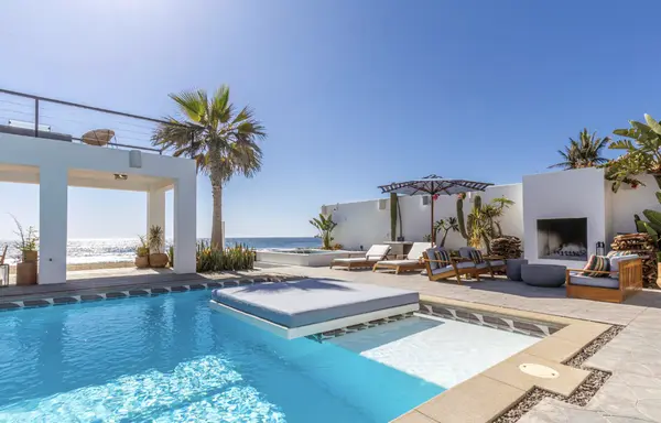 How to Maximize Your Investment and ROI in Los Cabos Real Estate