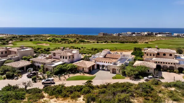 Golf Villa 32 Diamante #32, Pacific,