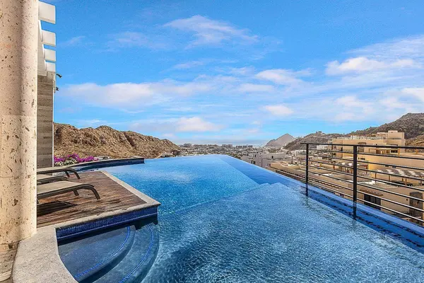 THREE POINT TOWER, Cabo San Lucas, BCS