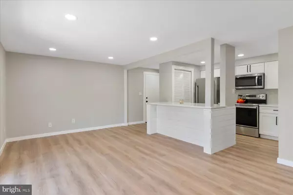 3503-F LOCHEARN CT #F, Pasadena, MD 21122