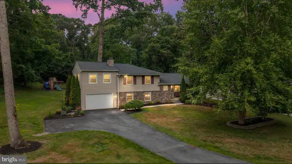 1134 VALLEY DR, Pasadena, MD 21122