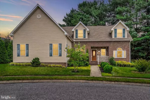 17411 REDDALE DR, New Freedom, PA 17349