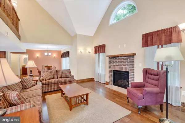 17411 REDDALE DR, New Freedom, PA 17349